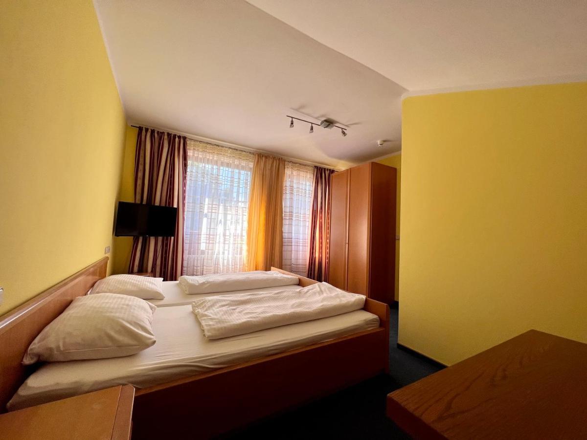 Donauwörth Hotel-Gasthof Deutschmeister المظهر الخارجي الصورة